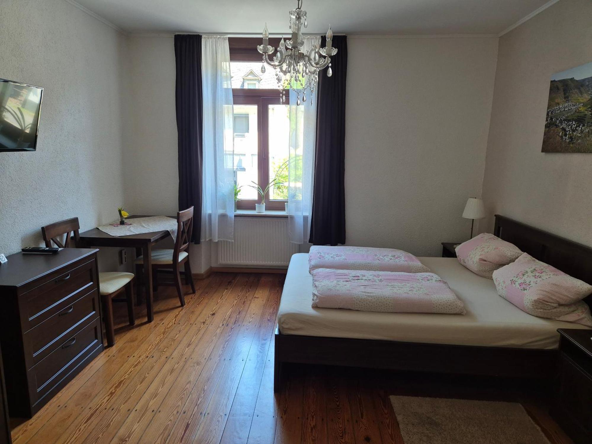 Apartmán Ehemaliges Winzerhaus Cochem Pokoj fotografie